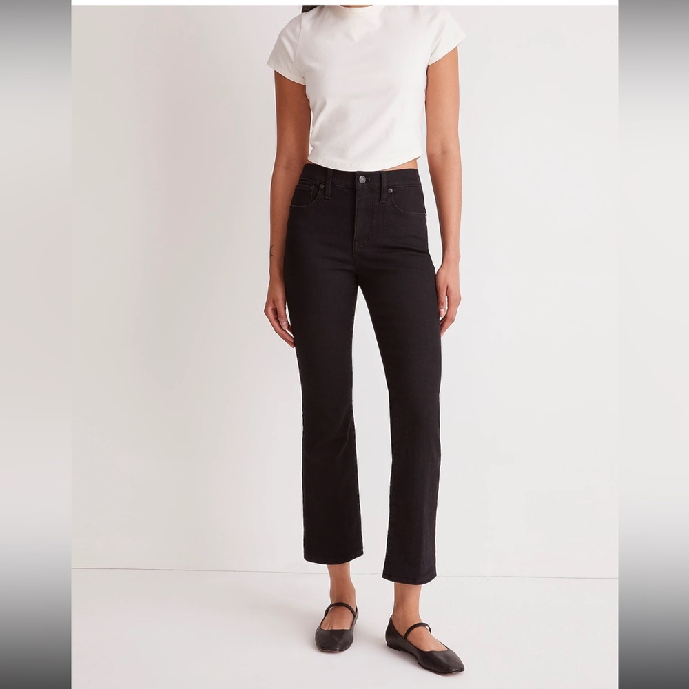 Madewell Women's Mid-Rise Kick Out Jeans, Size 26, BNWT